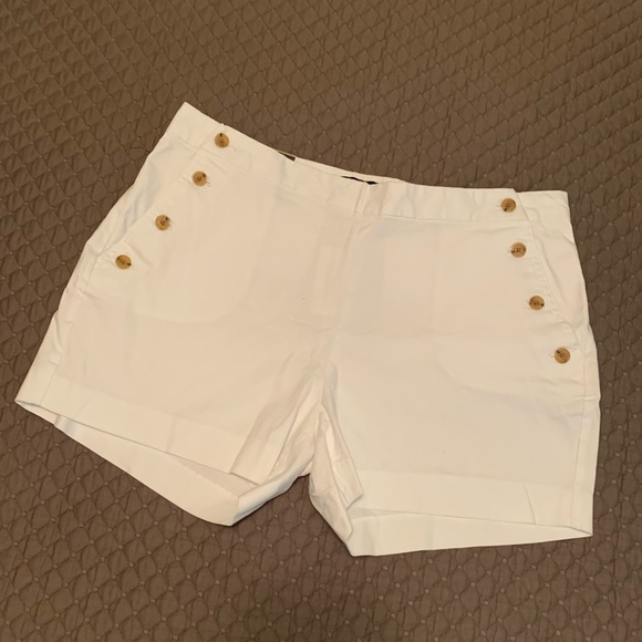 Banana Republic Pants - NWT Banana Republic white sailor shorts